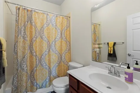 1995 Brentwood Drive Alvin TX 77511