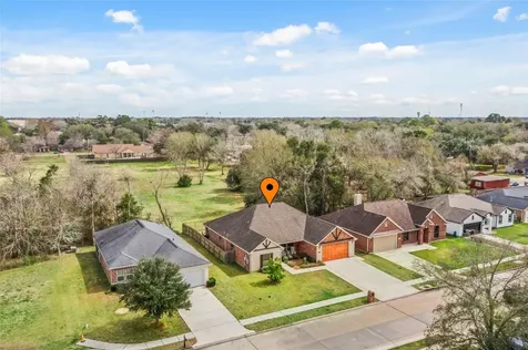 1995 Brentwood Drive Alvin TX 77511