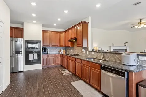 1995 Brentwood Drive Alvin TX 77511