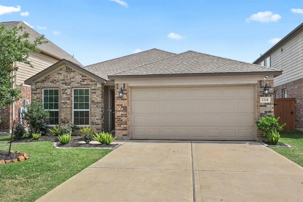 2214 Sand Lily Drive Texas City TX 77568