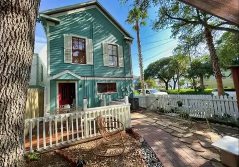 2328 Avenue M Galveston TX 77550