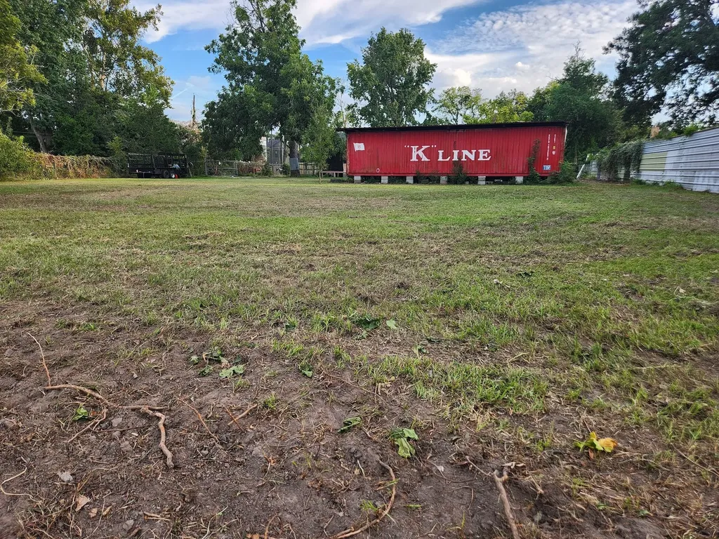 8009 Sealey Street Houston TX 77088