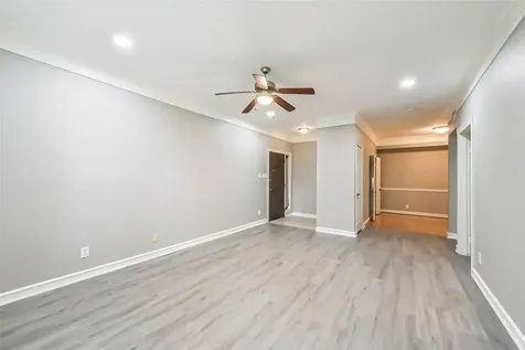2700 Revere Street 127 Houston TX 77098