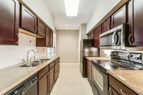 2700 Revere Street 127 Houston TX 77098