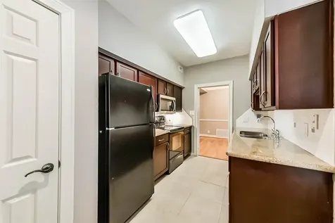 2700 Revere Street 127 Houston TX 77098