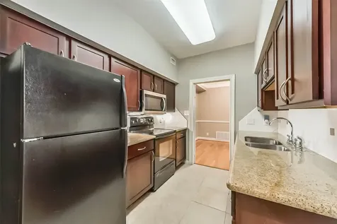 2700 Revere Street 127 Houston TX 77098