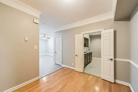 2700 Revere Street 127 Houston TX 77098