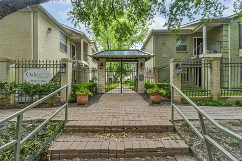 2700 Revere Street 127 Houston TX 77098