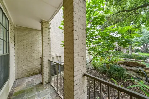 2700 Revere Street 127 Houston TX 77098