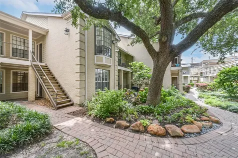2700 Revere Street 127 Houston TX 77098
