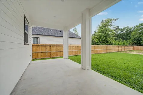 30912 Brown Pine Street Huffman TX 77336