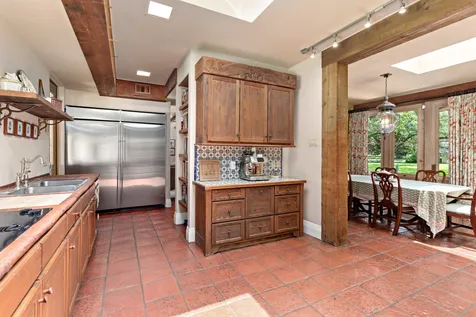8220 Evangeline Lane Beaumont TX 77706