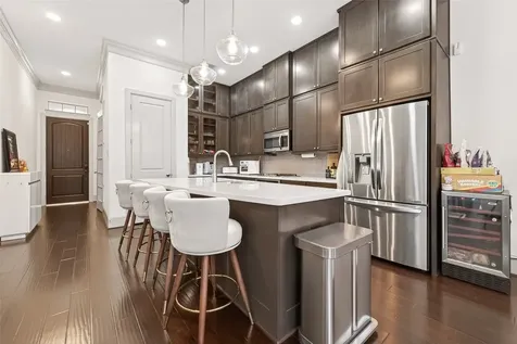 6703 Saxton Manor Street Houston TX 77055