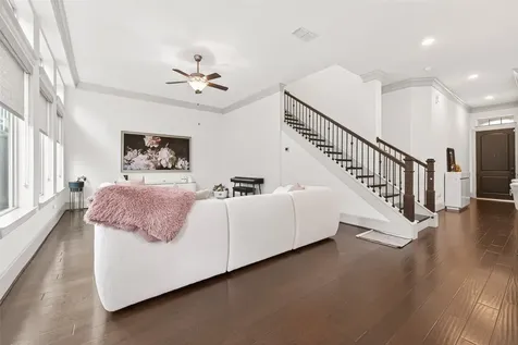 6703 Saxton Manor Street Houston TX 77055