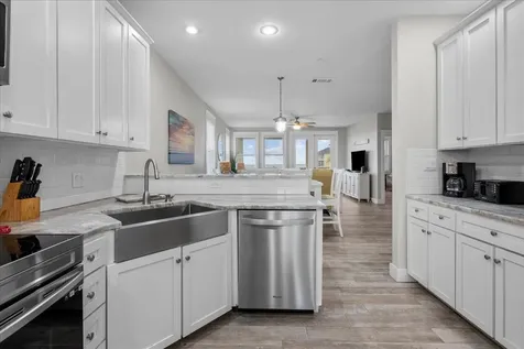 4111 Pointe West Drive 201 Galveston TX 77554