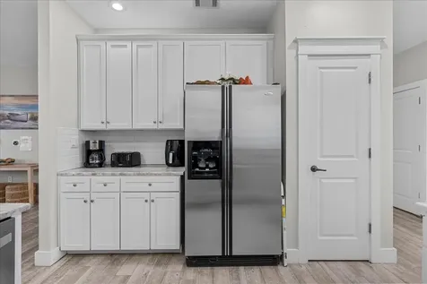 4111 Pointe West Drive 201 Galveston TX 77554