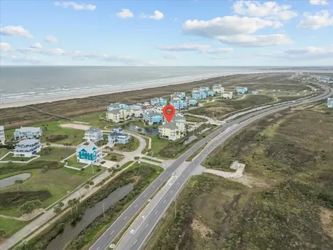 4111 Pointe West Drive 201 Galveston TX 77554