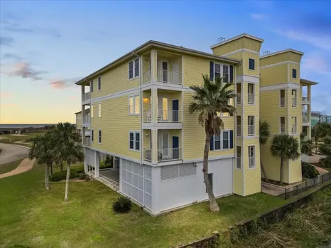 4111 Pointe West Drive 201 Galveston TX 77554