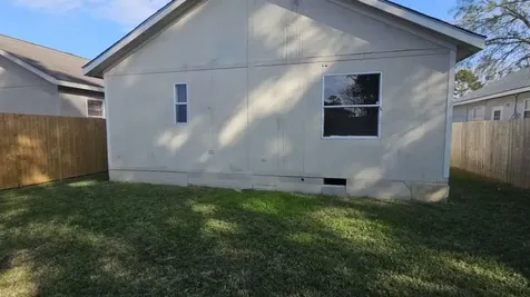 11919 Kingslake Forest Drive Houston TX 77044