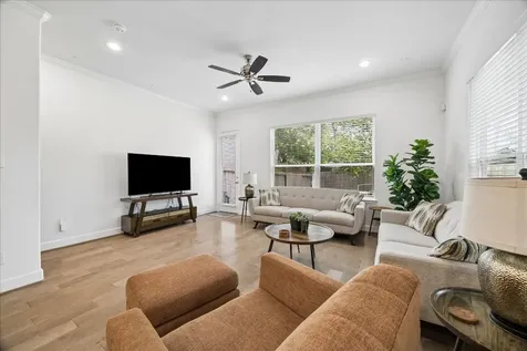 311 Sikes Street A Houston TX 77018