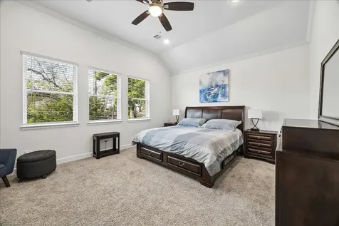 311 Sikes Street A Houston TX 77018