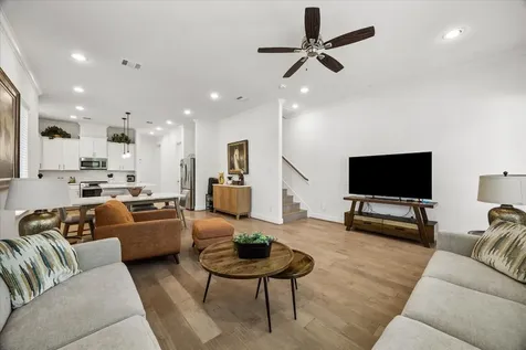 311 Sikes Street A Houston TX 77018
