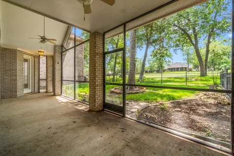 96 Winthrop Harbor Street S Montgomery TX 77356