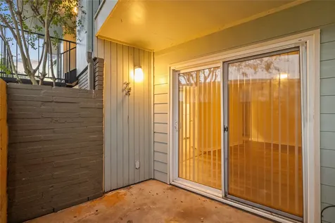 102 Strand Street 3 Galveston TX 77550