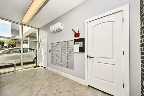 1011 Studemont Street 302 Houston TX 77007