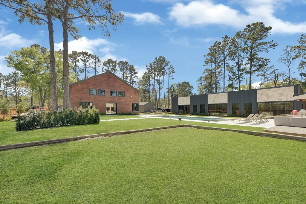 8514 Standard Road Magnolia TX 77354
