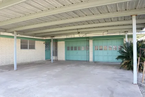 8820 Michael Street East Bernard TX 77435