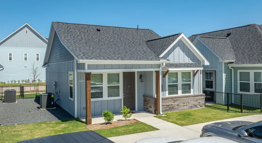 10503 Peek Road 3215 Cypress TX 77433