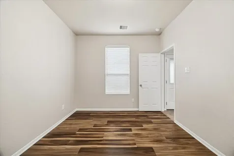 5307 Espuela Lane Baytown TX 77521