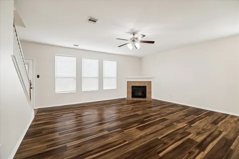 5307 Espuela Lane Baytown TX 77521