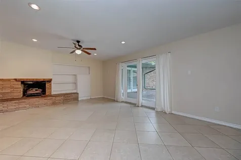 4719 Imogene Street Houston TX 77096
