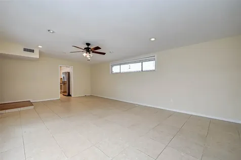 4719 Imogene Street Houston TX 77096