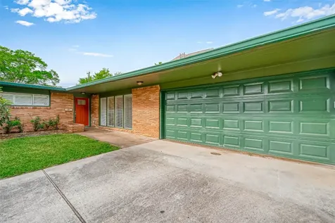 4719 Imogene Street Houston TX 77096