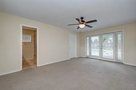 4719 Imogene Street Houston TX 77096