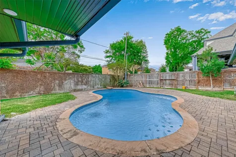 4719 Imogene Street Houston TX 77096