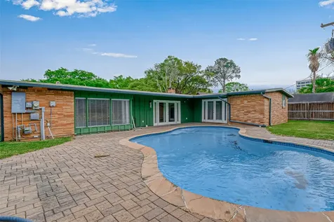 4719 Imogene Street Houston TX 77096