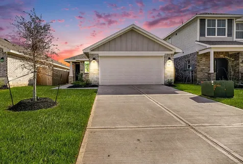 4401 West Bayou Maison Circle Dickinson TX 77539