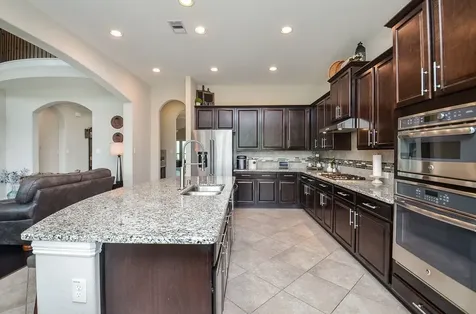 2714 Topaz Cove Lane Rosharon TX 77583