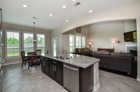 2714 Topaz Cove Lane Rosharon TX 77583