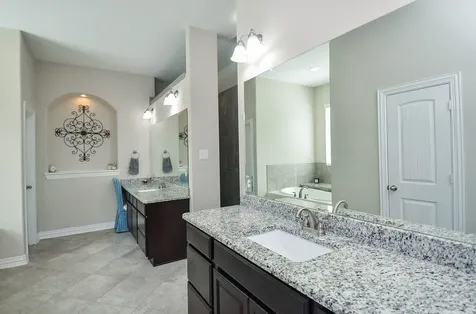 2714 Topaz Cove Lane Rosharon TX 77583