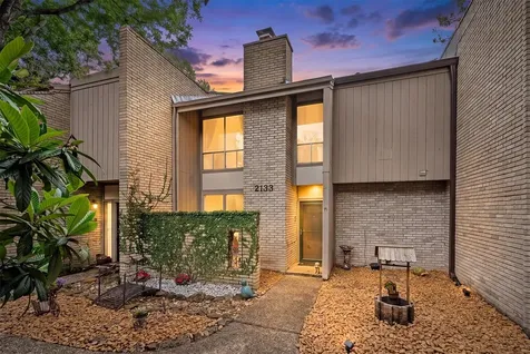 2133 Lake Village Drive Houston TX 77339