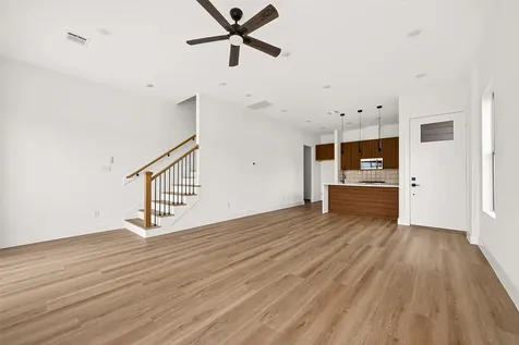 7422 Maxroy Street Houston TX 77088