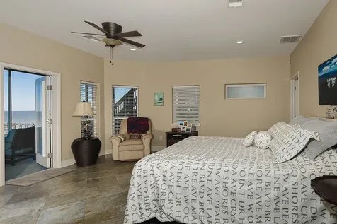 3723 Bayshore Drive Bacliff TX 77518