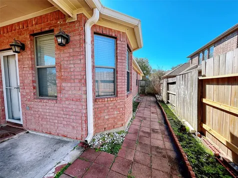 5523 Baby Blue Lane Katy TX 77494
