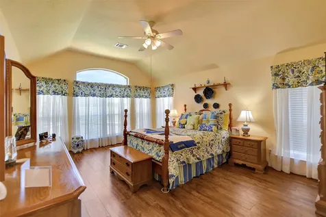 10334 Linden Springs Drive Houston TX 77095