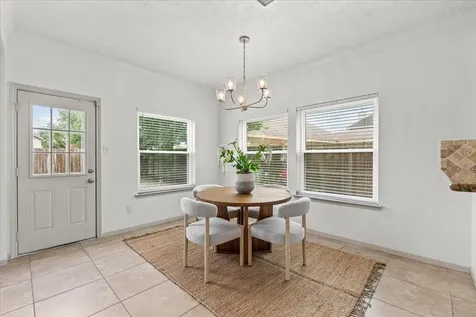 3721 Pinehurst Drive Pearland TX 77581